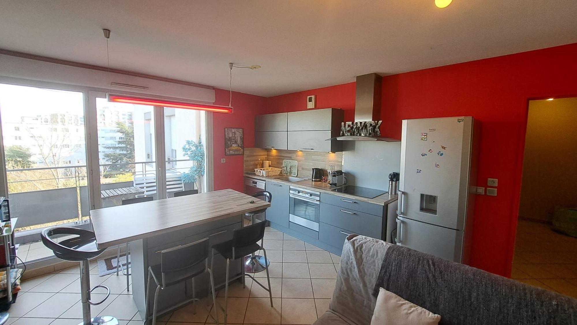 Appartement Cosy 3 Pieces Avec Garage Privatif Saint-Priest  Eksteriør billede